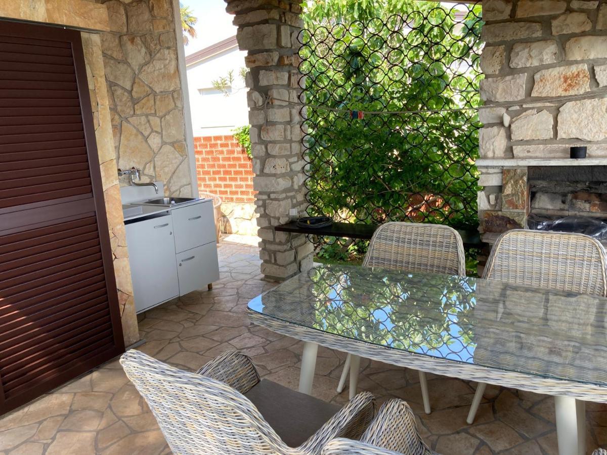 Karigador Beach House Zewnętrze zdjęcie